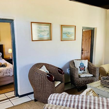 Kleine Vrede Farm Cottage Hermanus Bagian luar foto
