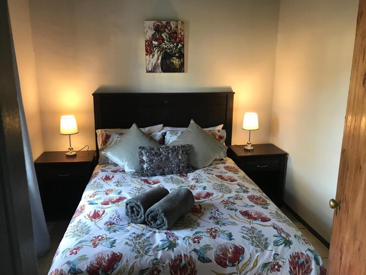 Kleine Vrede Farm Cottage Hermanus Bagian luar foto