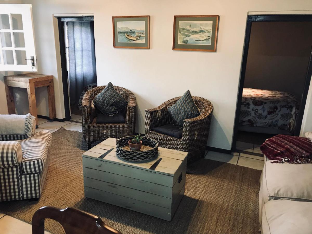 Kleine Vrede Farm Cottage Hermanus Bagian luar foto