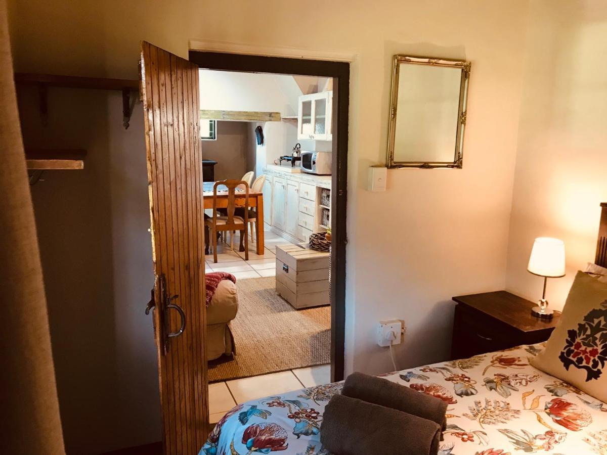 Kleine Vrede Farm Cottage Hermanus Bagian luar foto