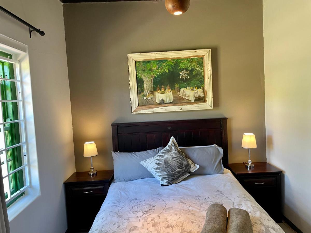 Kleine Vrede Farm Cottage Hermanus Bagian luar foto